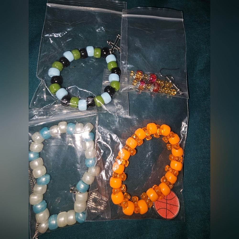 Hand made braclets and earings